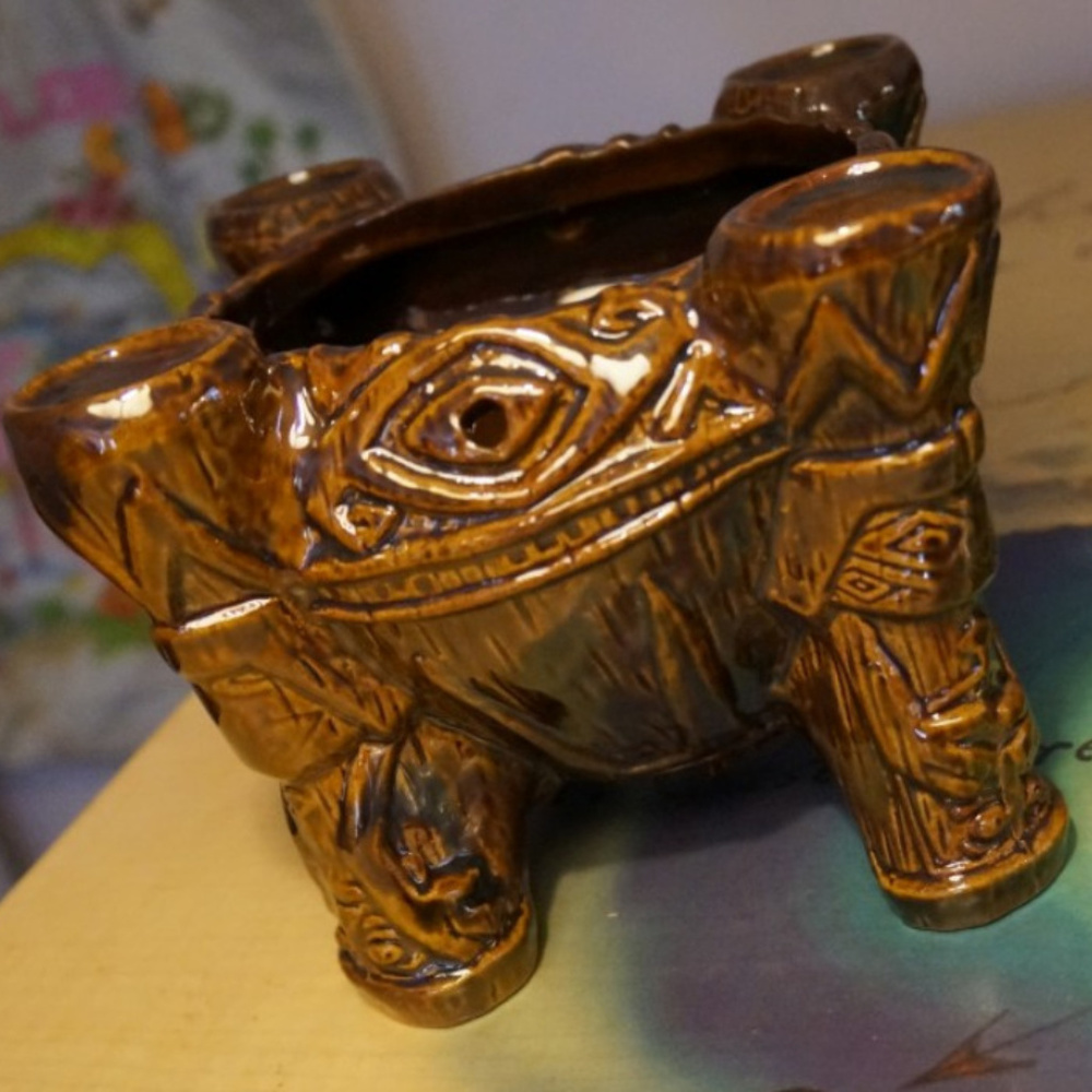 Trader Sam's Uh-Oa Glass